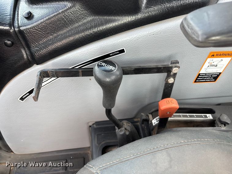 image for item ER7524 Mahindra 3650P HST tractor