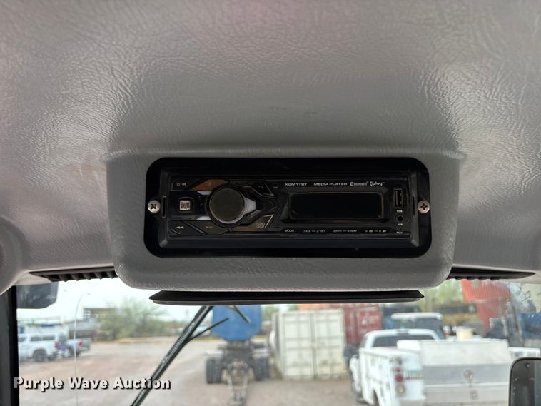 image for item ER7524 Mahindra 3650P HST tractor