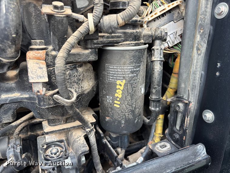 image for item ER7524 Mahindra 3650P HST tractor