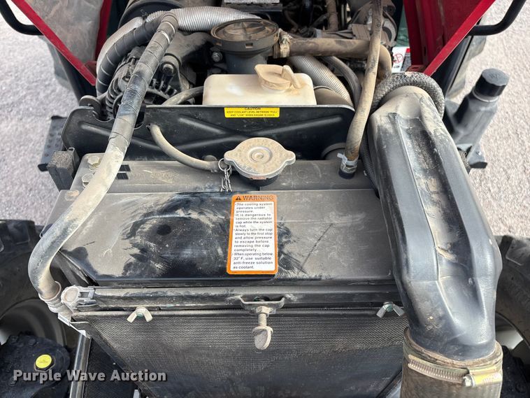 image for item ER7524 Mahindra 3650P HST tractor