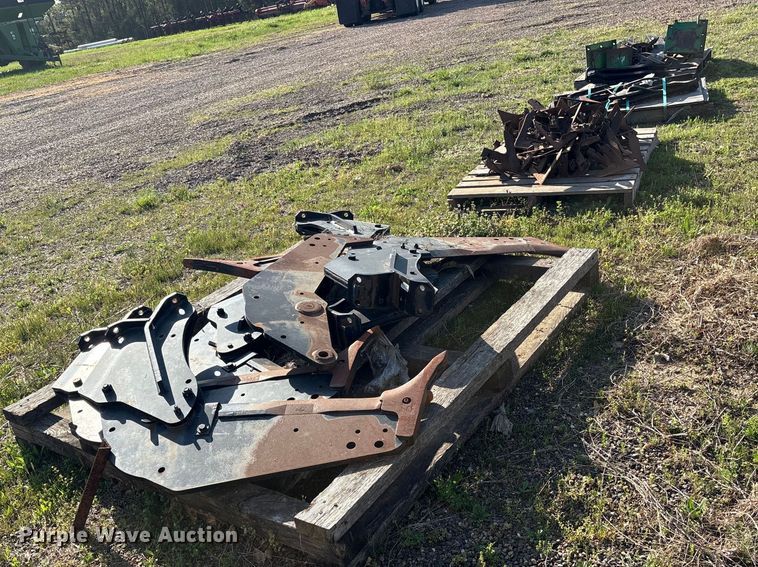 image for item ES8712 (4) pallets of Ag equipment parts