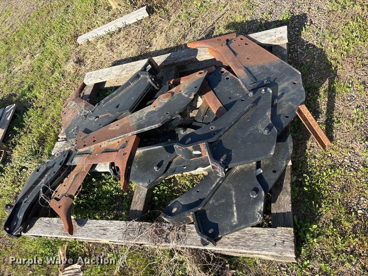 image for item ES8712 (4) pallets of Ag equipment parts