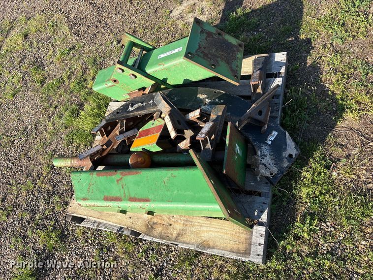 image for item ES8712 (4) pallets of Ag equipment parts