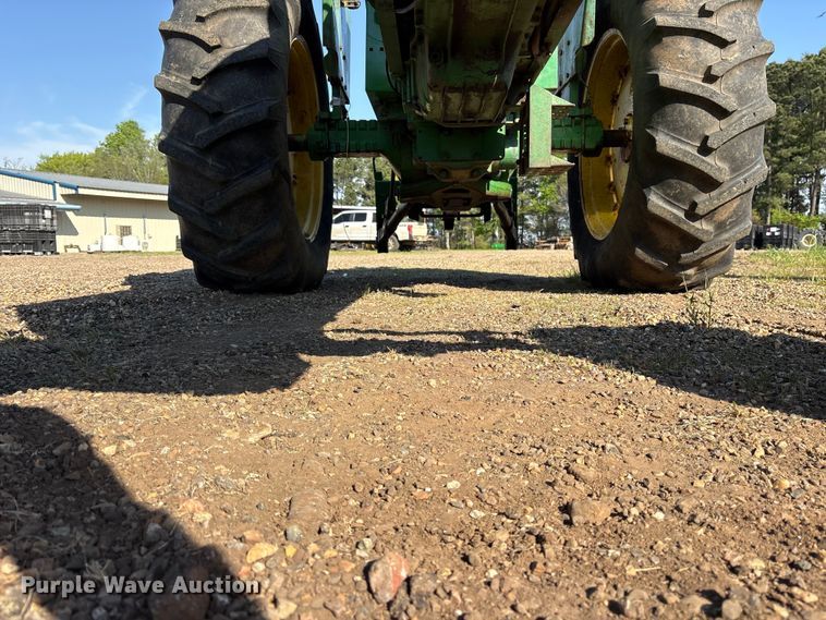 image for item ES8715 John Deere 4320 tractor