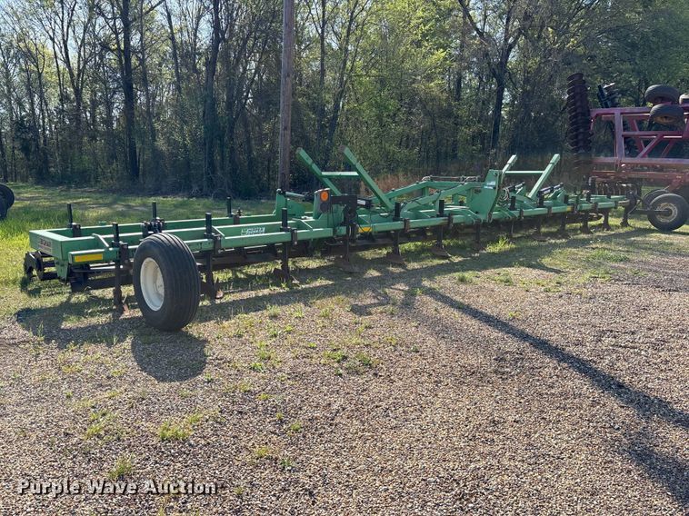 image for item ES8716 Bigham HC40FX field cultivator