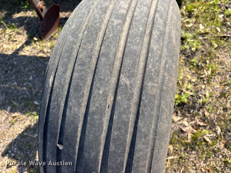 image for item ES8716 Bigham HC40FX field cultivator