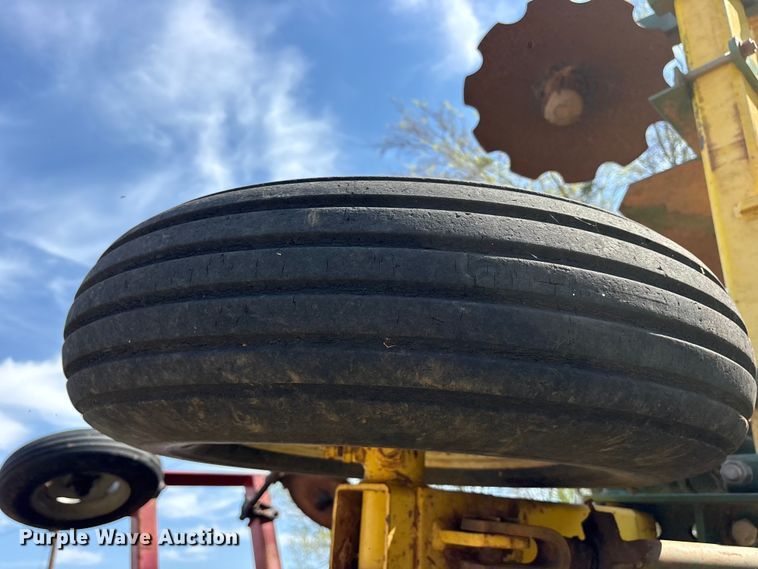 image for item ES8719 Roll-A-Cone disc bedder