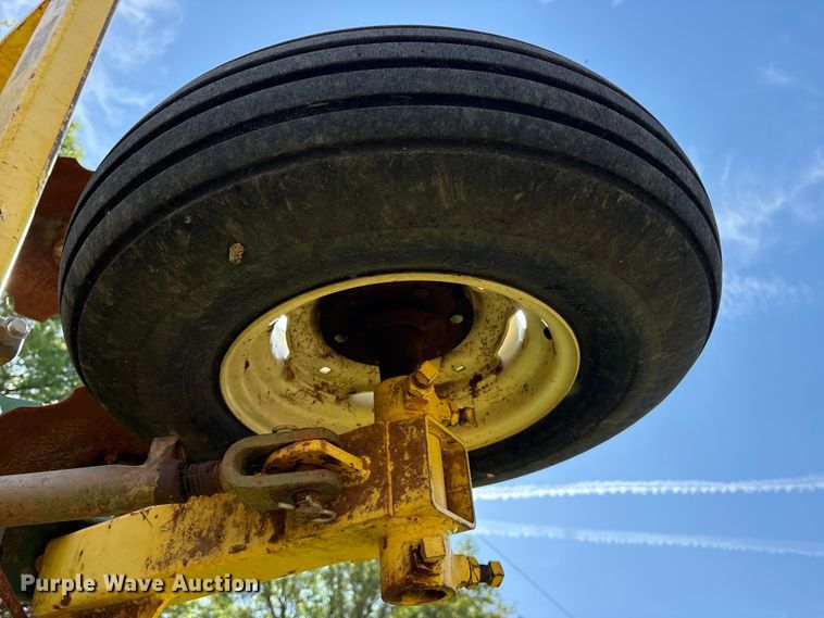 image for item ES8719 Roll-A-Cone disc bedder