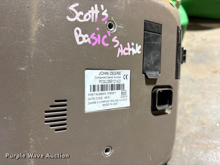 image for item ES8721 John Deere GPS equipment