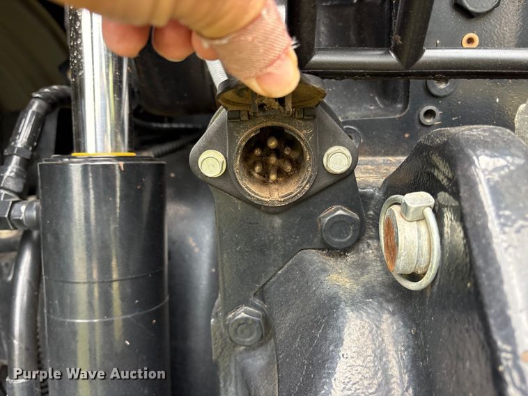 image for item ES8734 2015 Case Puma 185 MFWD tractor