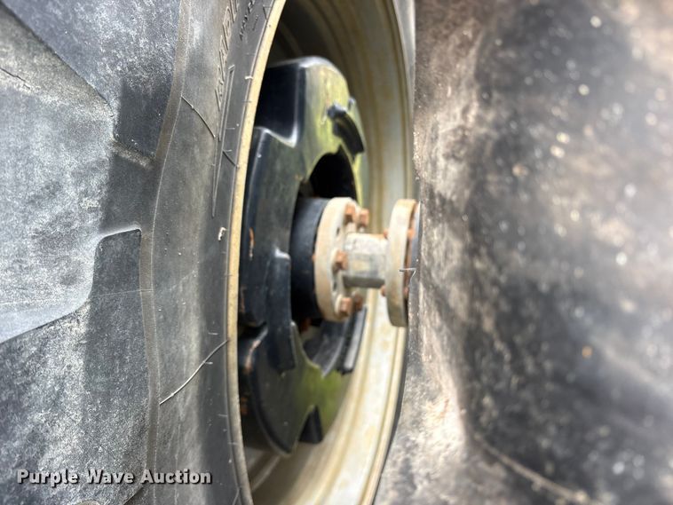 image for item ES8734 2015 Case Puma 185 MFWD tractor