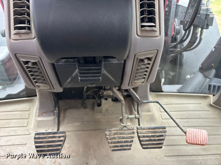 image for item ES8734 2015 Case Puma 185 MFWD tractor