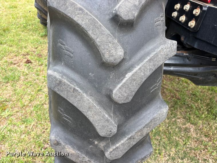 image for item ES8734 2015 Case Puma 185 MFWD tractor