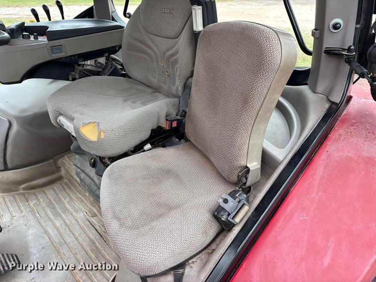 image for item ES8735 2014 Case 130 Puma MFWD tractor