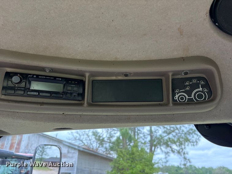 image for item ES8735 2014 Case 130 Puma MFWD tractor