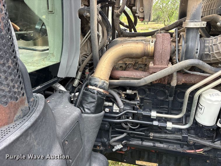 image for item ES8735 2014 Case 130 Puma MFWD tractor