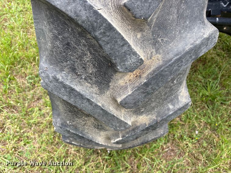 image for item ES8735 2014 Case 130 Puma MFWD tractor