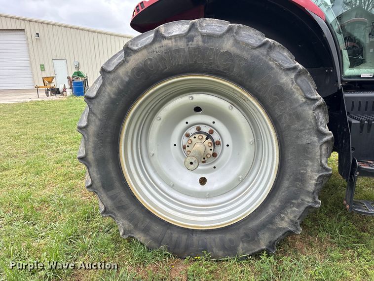 image for item ES8735 2014 Case 130 Puma MFWD tractor