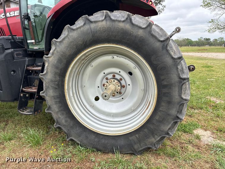 image for item ES8735 2014 Case 130 Puma MFWD tractor