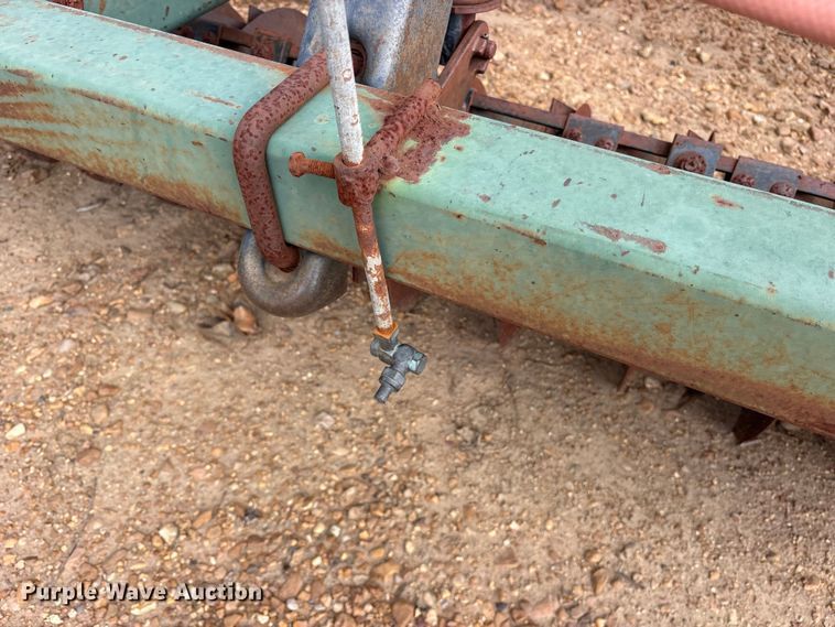 image for item ES8749 John Deere 724 mulch finisher