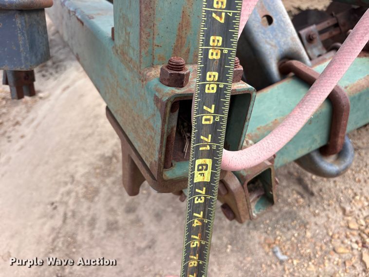 image for item ES8749 John Deere 724 mulch finisher