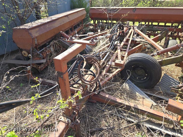 image for item ET1322 Crust Buster grain drill