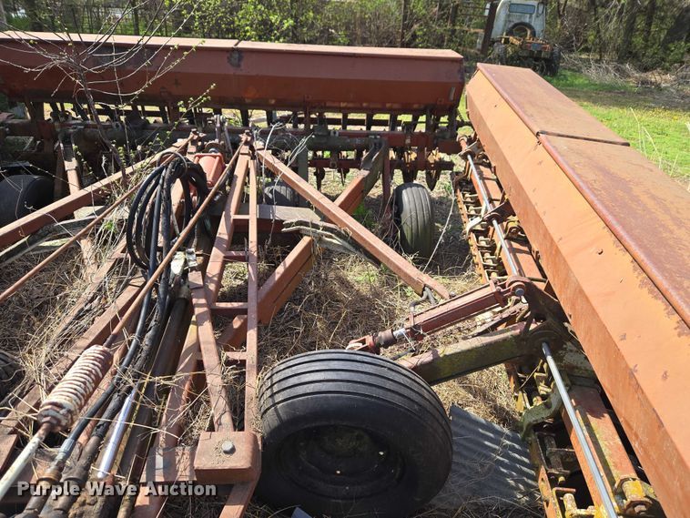 image for item ET1322 Crust Buster grain drill