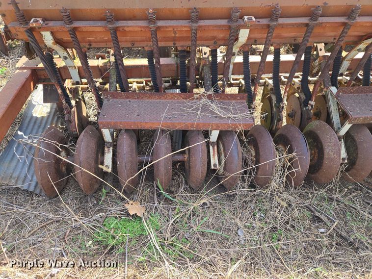 image for item ET1322 Crust Buster grain drill