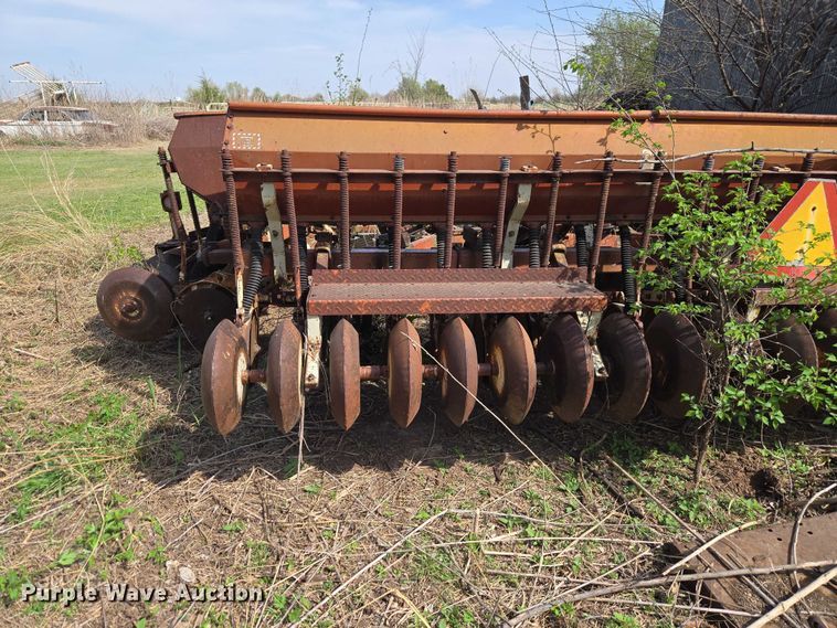 image for item ET1322 Crust Buster grain drill
