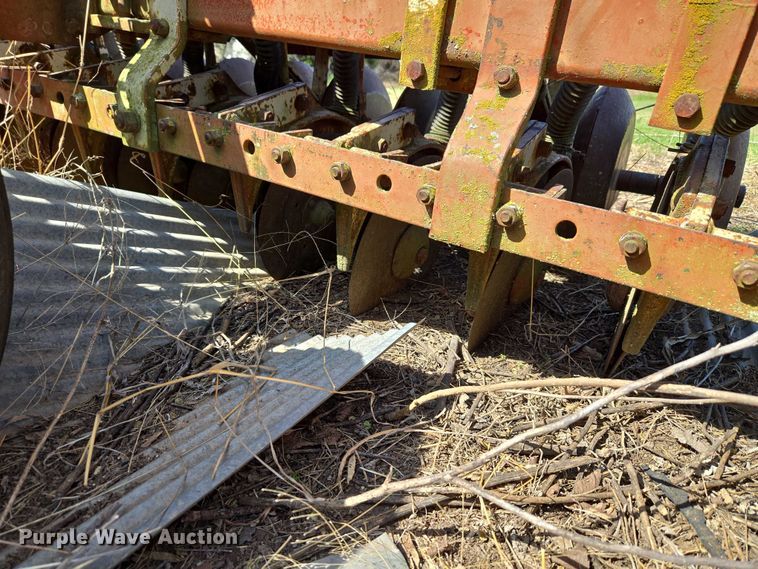 image for item ET1322 Crust Buster grain drill