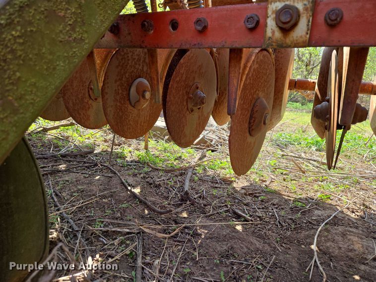 image for item ET1322 Crust Buster grain drill