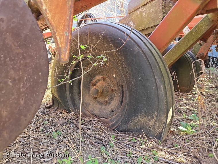 image for item ET1322 Crust Buster grain drill