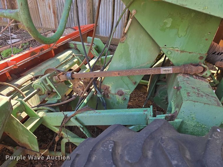 image for item ET1326 John Deere 482 cotton stripper