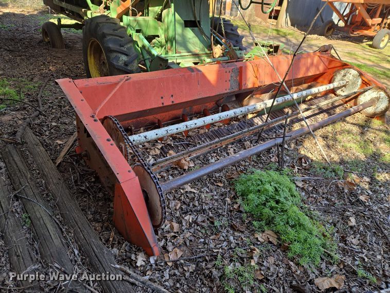 image for item ET1326 John Deere 482 cotton stripper