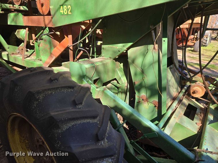 image for item ET1326 John Deere 482 cotton stripper