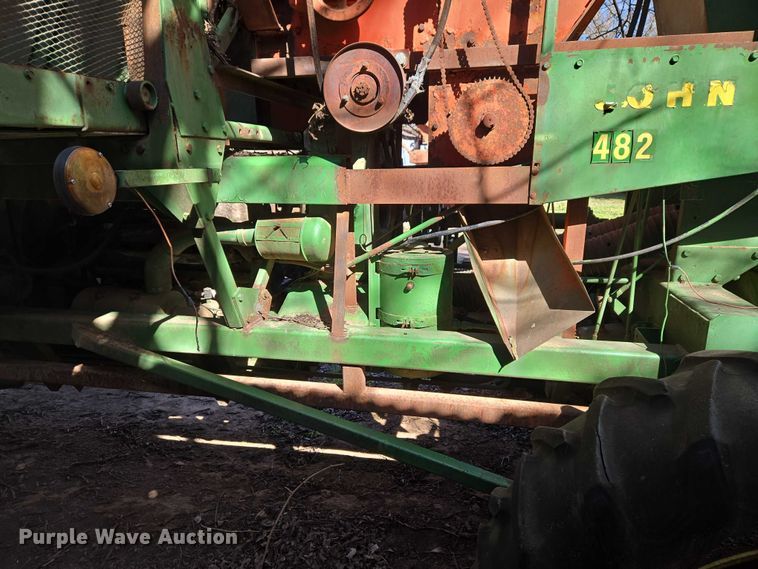 image for item ET1326 John Deere 482 cotton stripper
