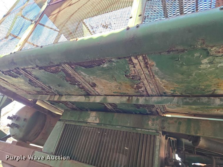 image for item ET1326 John Deere 482 cotton stripper