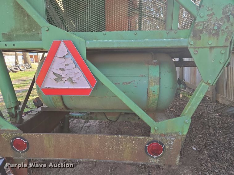 image for item ET1326 John Deere 482 cotton stripper