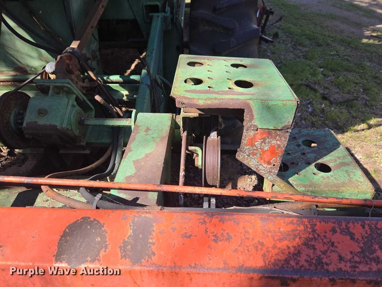 image for item ET1326 John Deere 482 cotton stripper