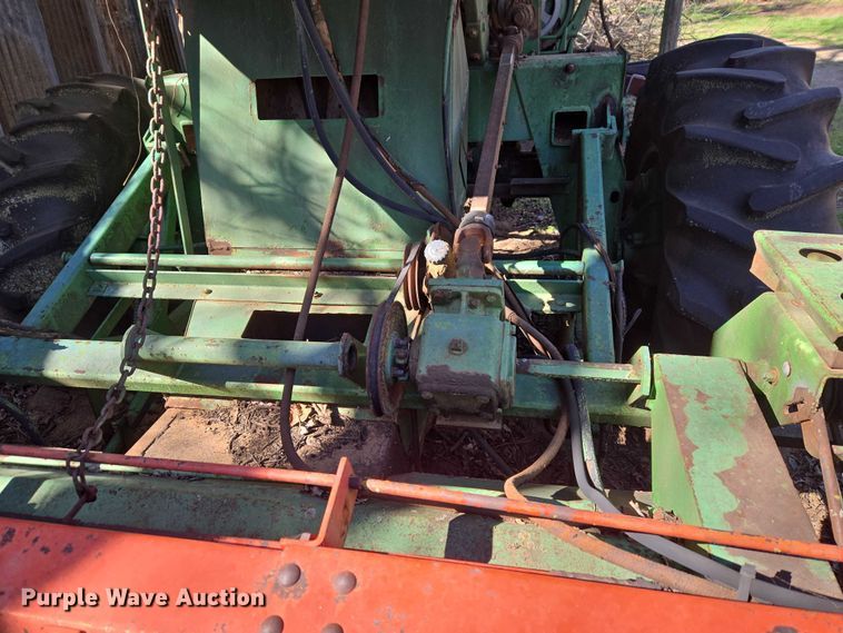 image for item ET1326 John Deere 482 cotton stripper