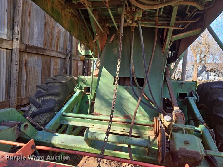 image for item ET1326 John Deere 482 cotton stripper