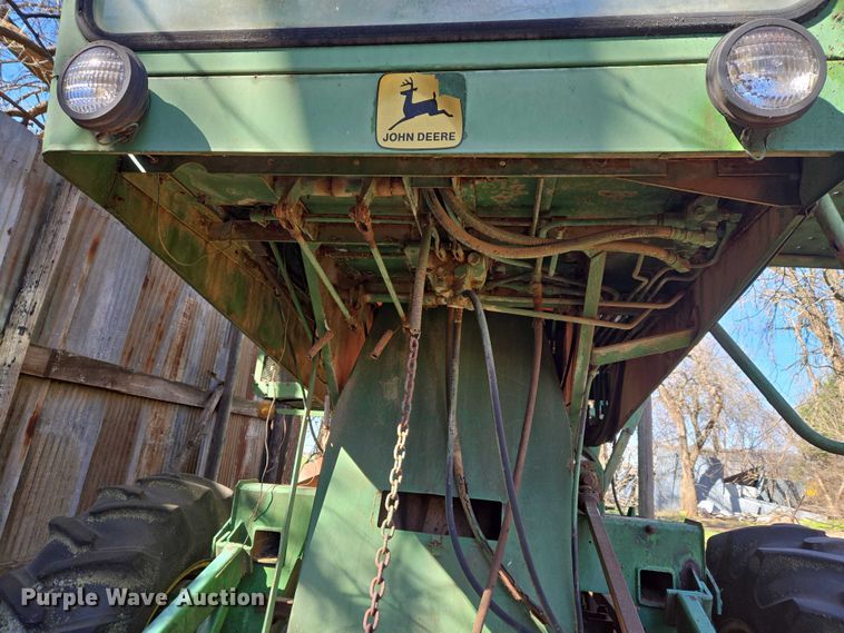 image for item ET1326 John Deere 482 cotton stripper