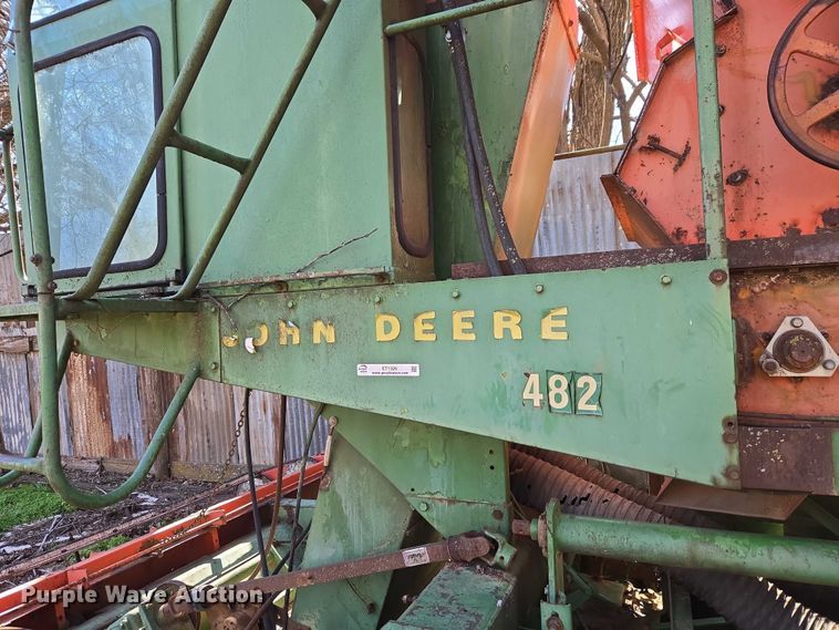 image for item ET1326 John Deere 482 cotton stripper
