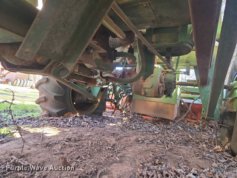 image for item ET1326 John Deere 482 cotton stripper