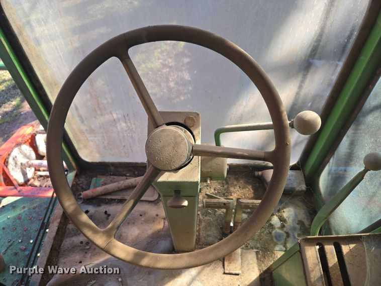 image for item ET1326 John Deere 482 cotton stripper