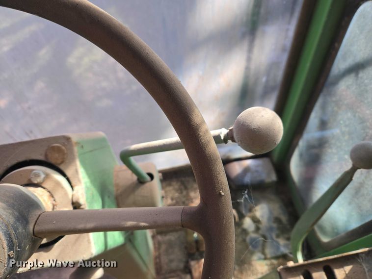 image for item ET1326 John Deere 482 cotton stripper