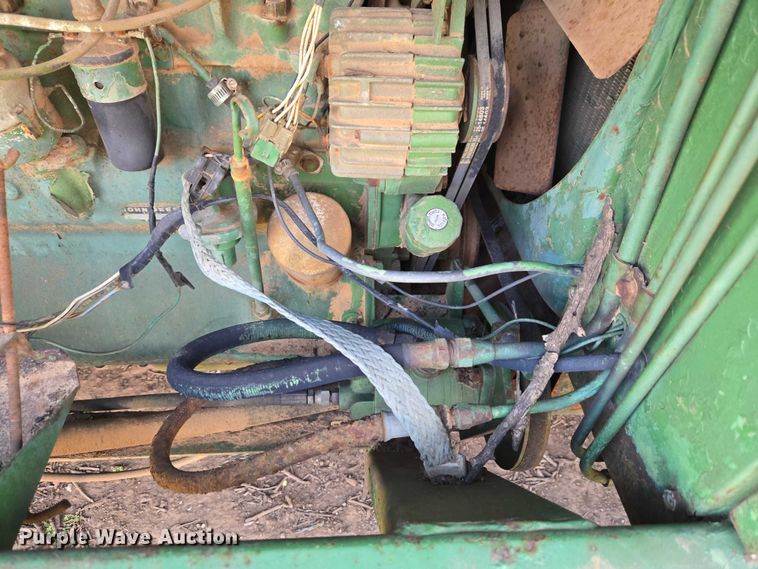 image for item ET1326 John Deere 482 cotton stripper