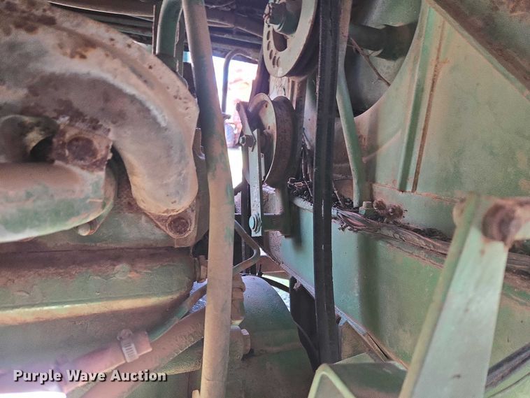 image for item ET1326 John Deere 482 cotton stripper