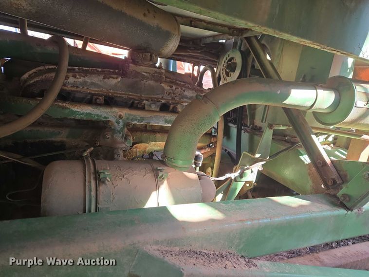 image for item ET1326 John Deere 482 cotton stripper