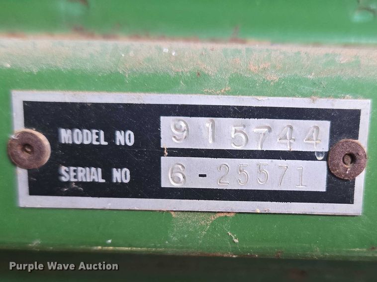 image for item ET1326 John Deere 482 cotton stripper